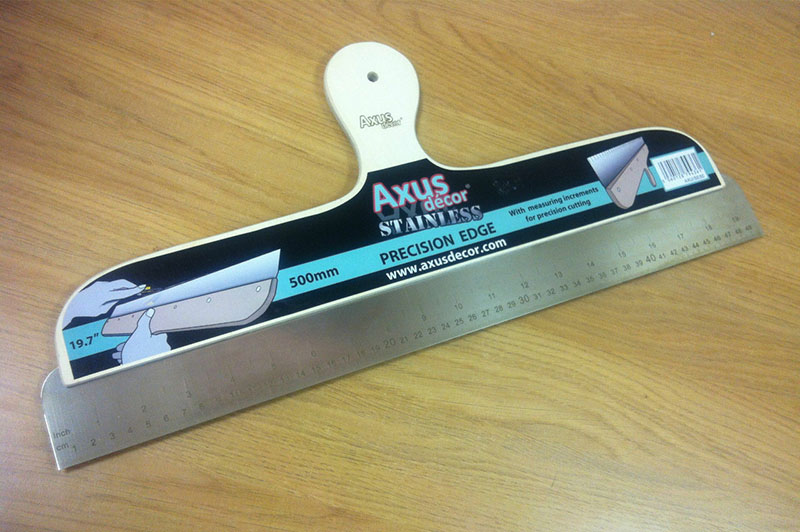 لبه برش کاغذ دیواری